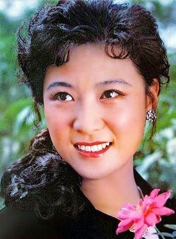 不爱江山爱美人王群为娶王馥荔甘愿接受组织处罚不惧被开除