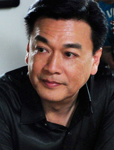 杨幂跟穷人版朱一龙主演的《暴风眼》,细思极恐抓坏人的高科技