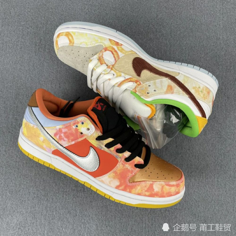 干饭人专属潮鞋,上脚个性十足!耐克dunk sb食神鸳鸯开箱测评