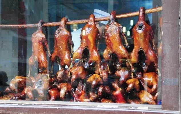 烟熏油烫鹅洛带美食宝藏