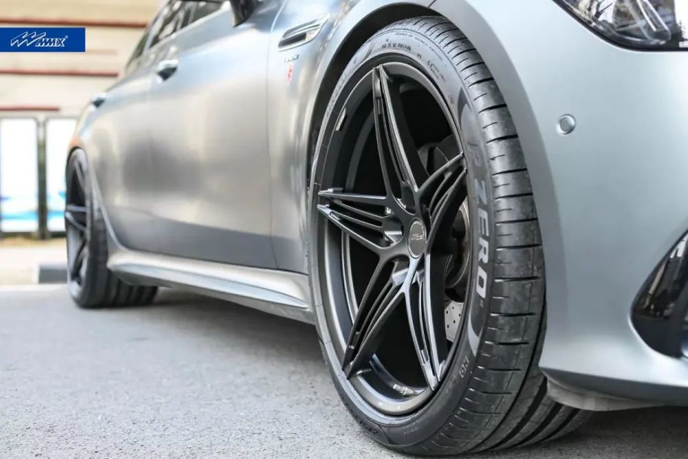 amggt50与顶级的mmx轮毂一触即发