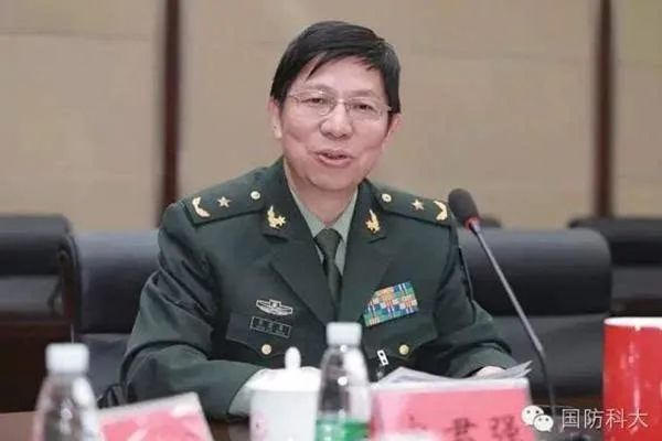 宋君强 少将吴克文,海军少将,现任92830部队参谋长.