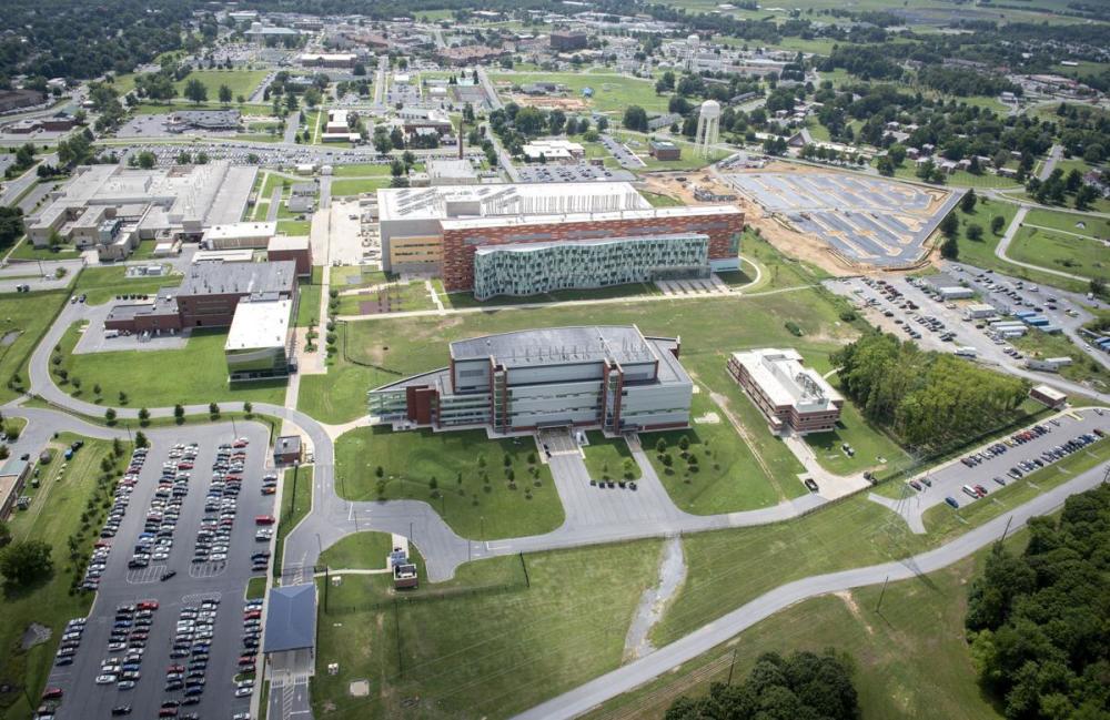 德特里克堡实验室|还在掩盖德特里克堡实验室？美国政府贼喊捉贼，外交部给出回应