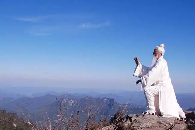 科学家|人的寿命极限是多少？科学家直言“细胞似乎故意自我压制”