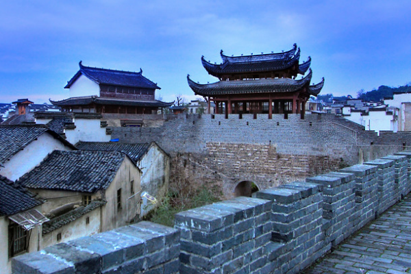 大连将复制金州古城让辽宁之光更加璀璨辉煌游客不绝