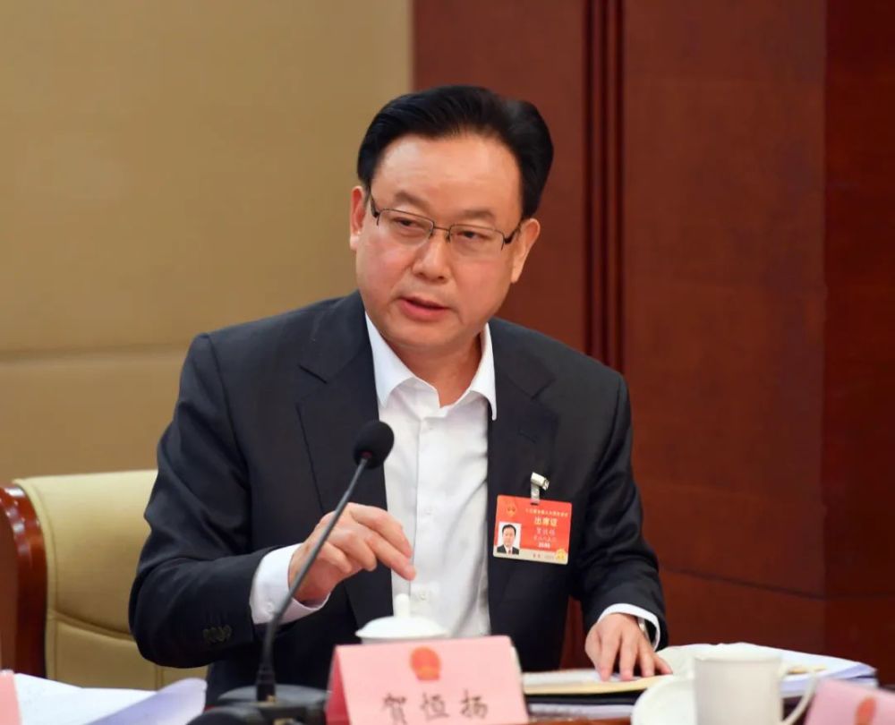 重庆市检察院检察长贺恒扬代表确立检察机关提前介入引导侦查取证制度