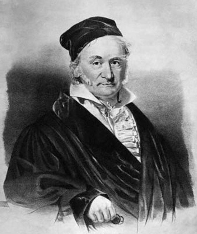 而罗巴切夫斯基这个独行者不得不一个人面对外界的狂轰滥炸,最终在