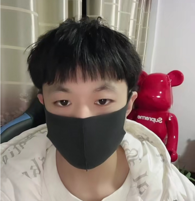 九天狐gfs战队自曝身高看到九天狐真实身高后粉丝这是硬伤