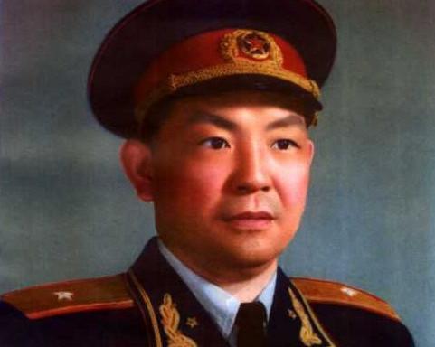 他是四野王牌军队的副军长55年授衔少将罗帅你的军衔低了