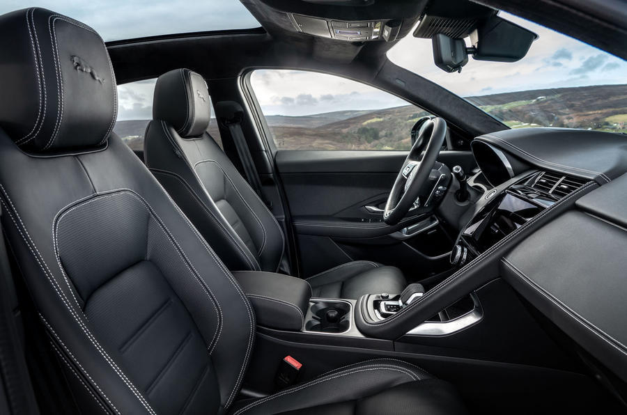 2021款捷豹e-pace p300e混动:改款后如获新生?