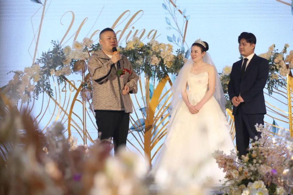 岳云鹏回濮阳参加外甥婚礼,瞬间朋友圈刷屏～_腾讯新闻