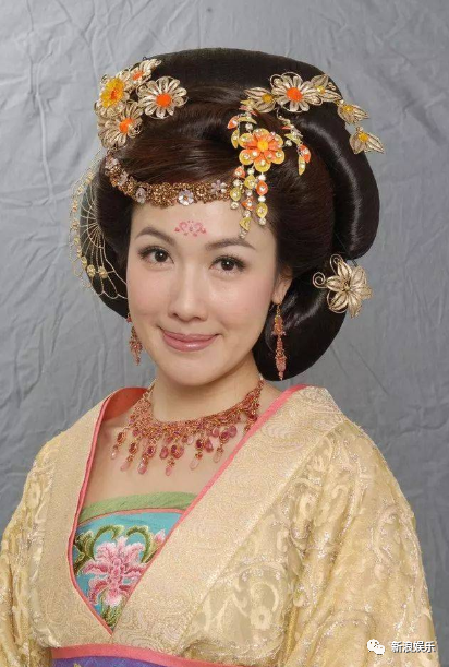 《公主嫁到》的阮小玉《宫心计》里的万宝贤混迹娱乐圈多年,李施嬅