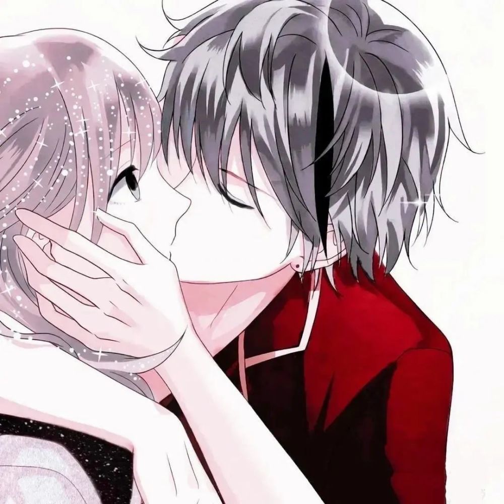 优质动漫情头:少年就是风吹起的白衬衫带着皂角味.