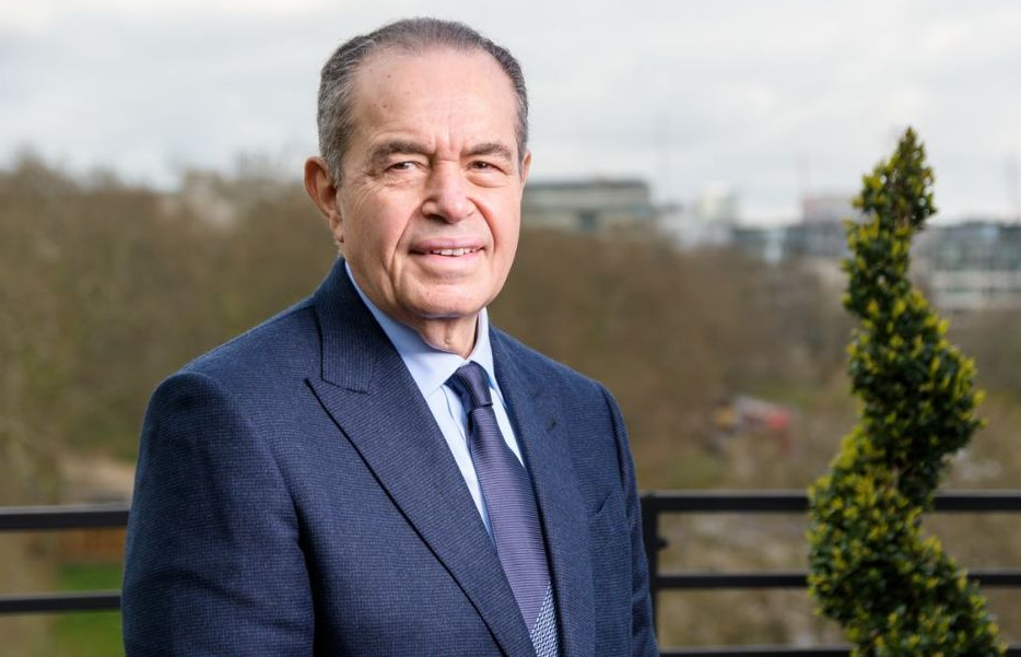 疫情押对宝英国富豪兄弟狂赚30亿美金