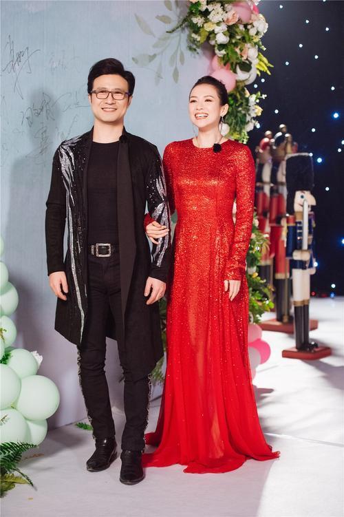 章子怡依附霍英东孙子2年,与小撒恋1年,为何嫁了"虚伪"的汪峰?