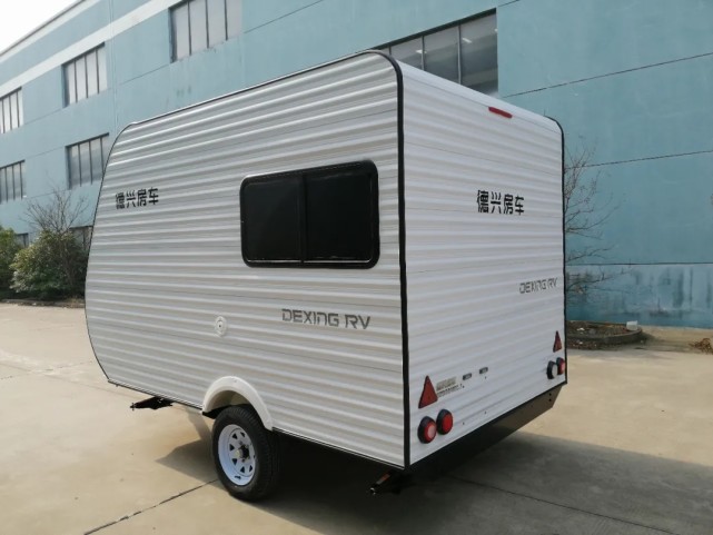 6l以上的轿车就可以牵引出行.