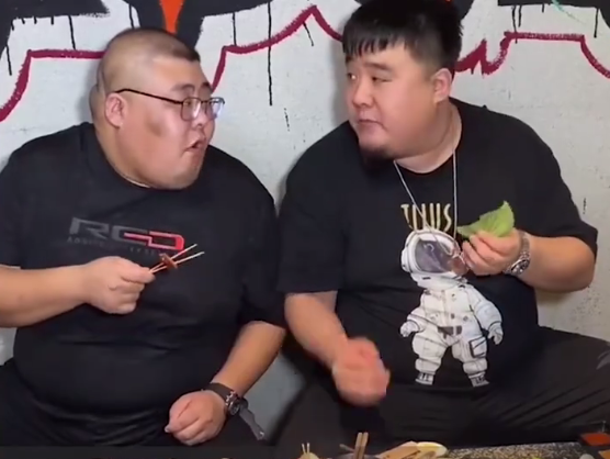 29岁网红泡泡龙去世后,生前最大心愿遭曝光,内容让人泪如雨下