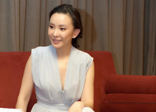 她就是在《征服》中和孙红雷饰演的刘华强的女朋友"李梅"