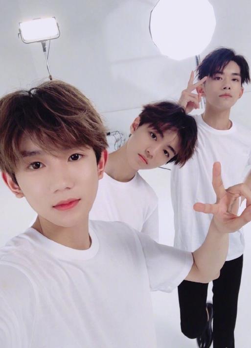 tfboys加盟《创造营》,拍公演舞台宣传片?粉丝看十遍也不过瘾