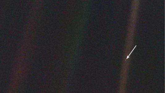 光年|站在距地球2242光年的星球上，能否看到秦始皇登基时的盛况？