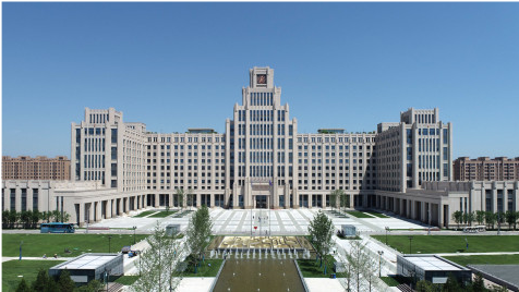 陕西建工集团董事长张义光委员推动建筑业农民工职业化