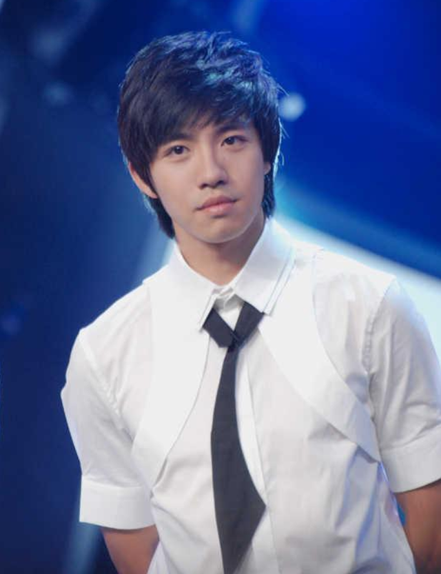 从"恢复出厂设置"到帅回巅峰,俞灏明整容成功,一出场惊艳观众_腾讯