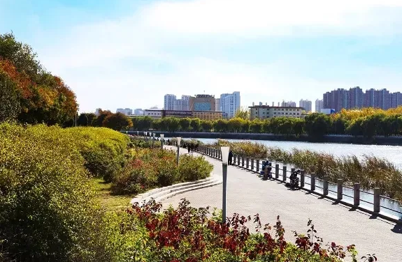 2天后,秦皇岛汤河畔,惊艳全市_腾讯新闻