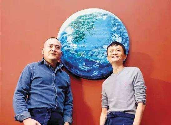 简单的介绍下曾梵志这个人,曾梵志被誉为是现代非常具有代表性的艺术