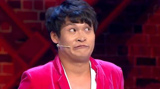 据统计,东北搞笑艺人的大哥赵本山,前后收了66名弟子,这个队伍真大.