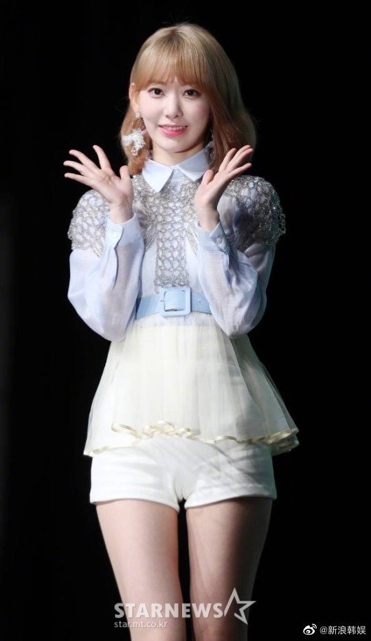 bighit回应签约宫脇咲良