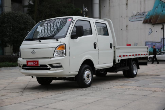 大空间高承载长安跨越者d5成物流行业绝佳拍档