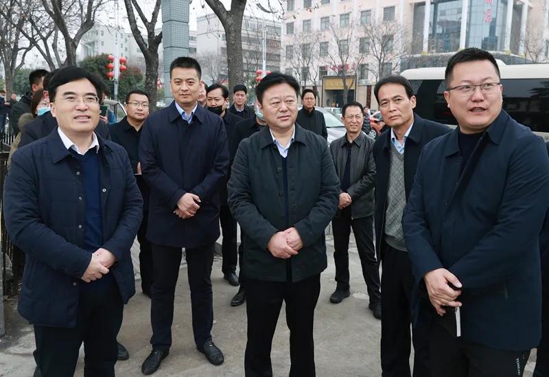 驿城区委书记毕启民,区委副书记,区长冯磊,副区长张现华,区政协党组