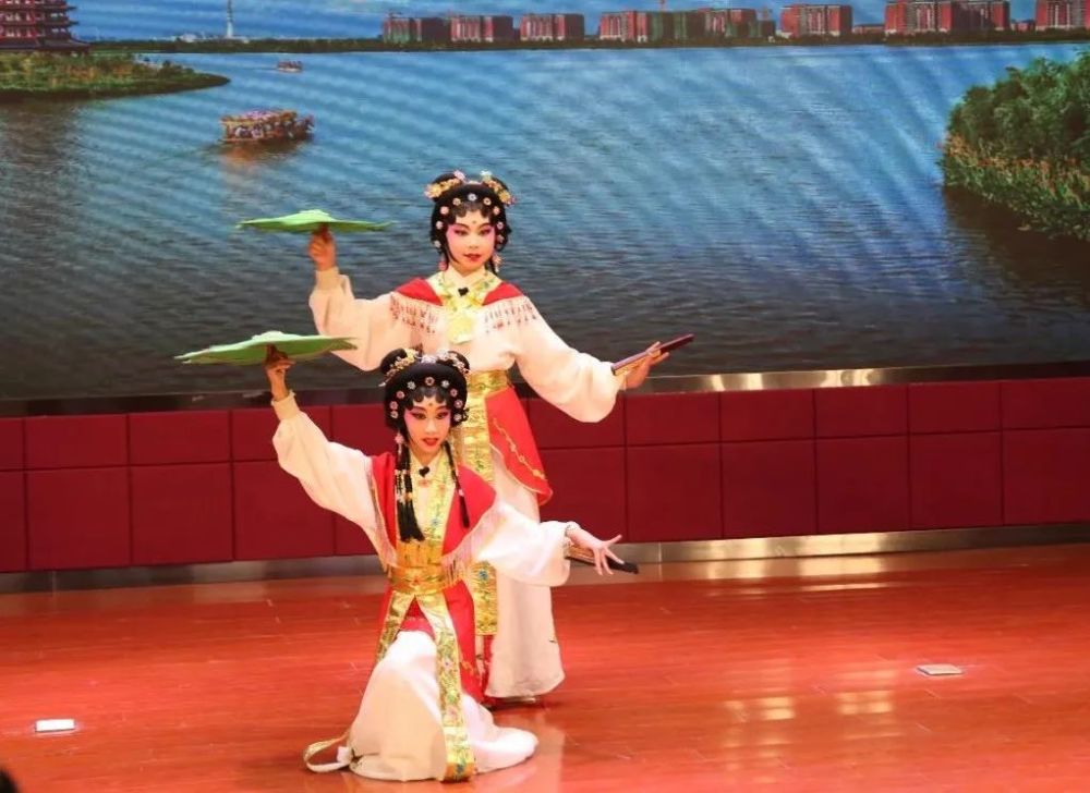 资讯 大步实验小学被授予东莞 戏曲进校园 示范学校 腾讯新闻