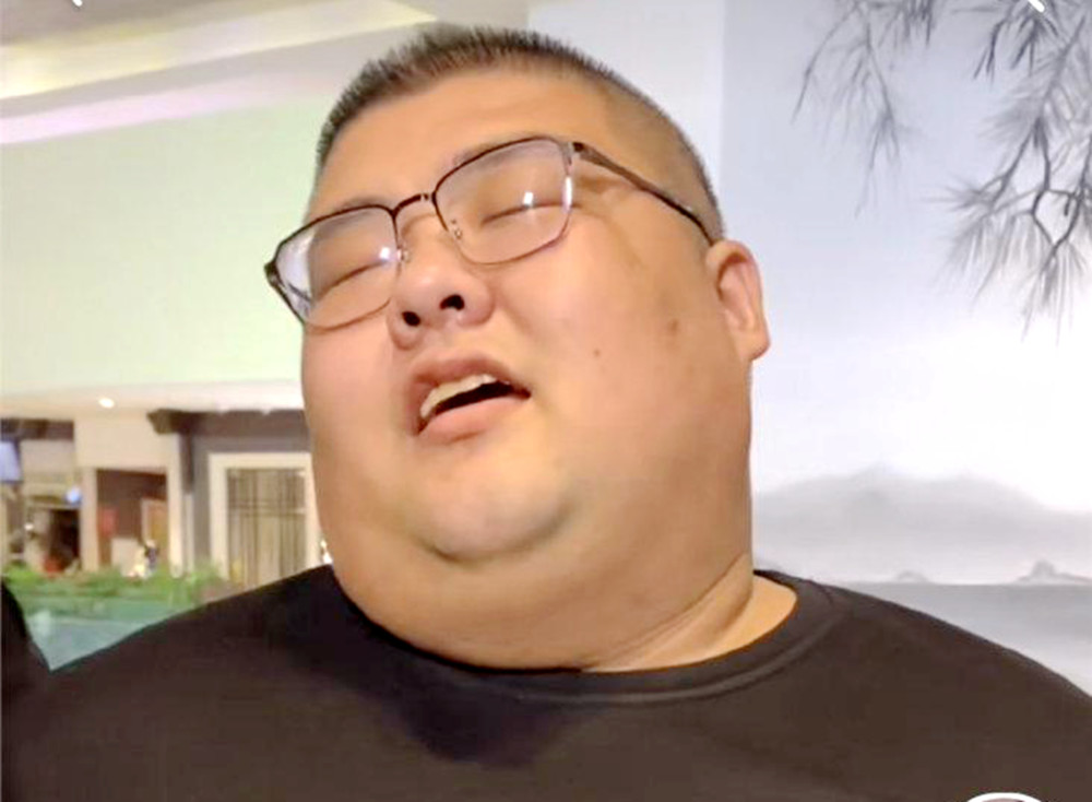 泡泡龙于海龙,曾是陈赫郑恺的座上宾,当年网友评论却