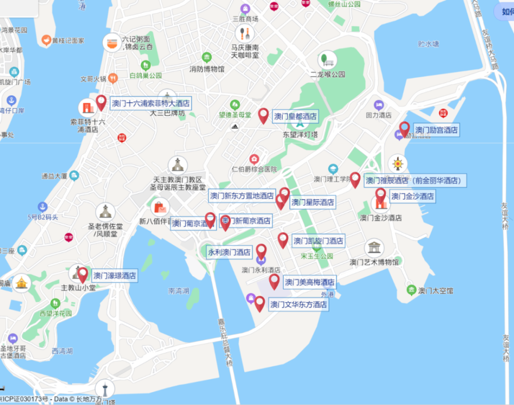 吃喝玩樂都很全,大部分綜合性娛樂酒店都在氹仔,且氹仔酒店明顯比澳門