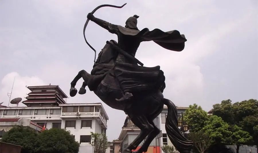 飞将军李广军功显赫,得到司马迁的褒奖,却一生没被汉朝皇帝封侯