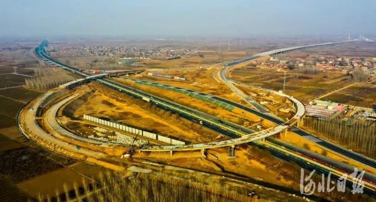 视频图集一起来看荣乌高速新线最新建设现场