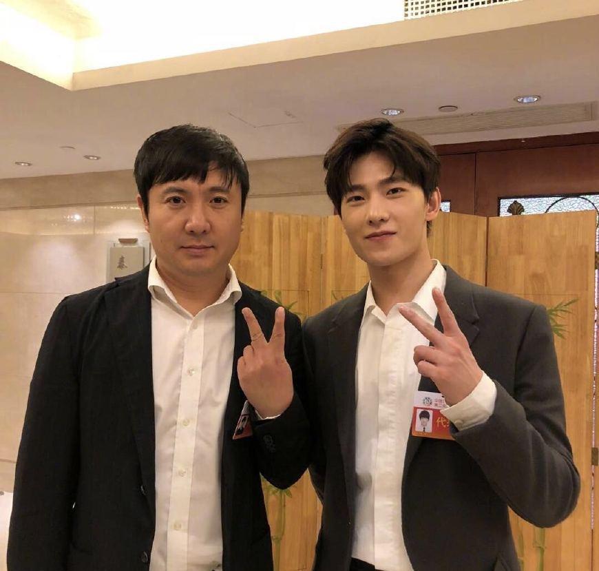 沙溢沈腾杨洋军艺校草互动难道是为了三人的新综艺造势