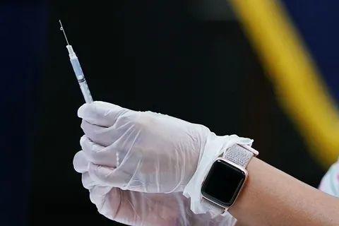 过敏|mRNA疫苗过敏频发？6万余人研究指近98％样本无过敏