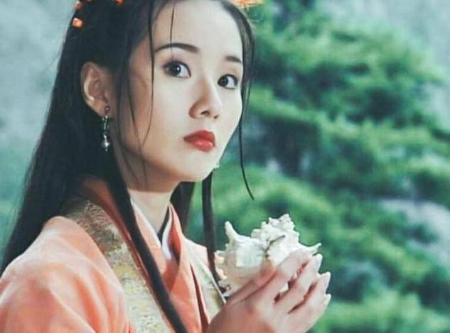 剧中分饰龙三公主和贞娘两角的林湘萍,在将角色演绎得鲜活