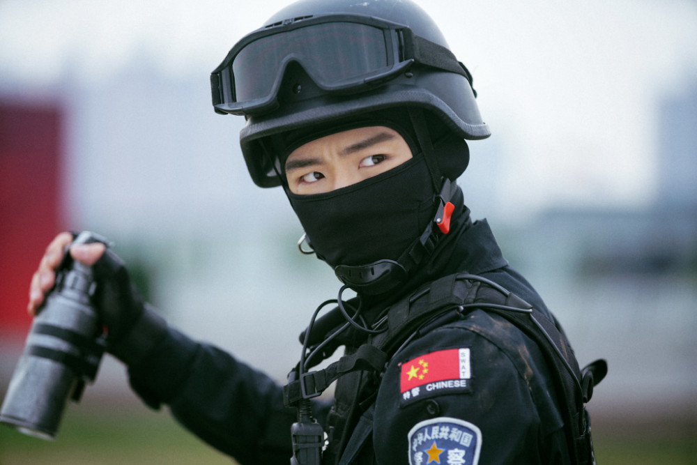 白敬亭演的特警特别帅,马思纯胖了演技却很自然