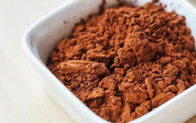 老人|62岁老人持续高热不退，医生告知原因，五个子女没人敢靠近！