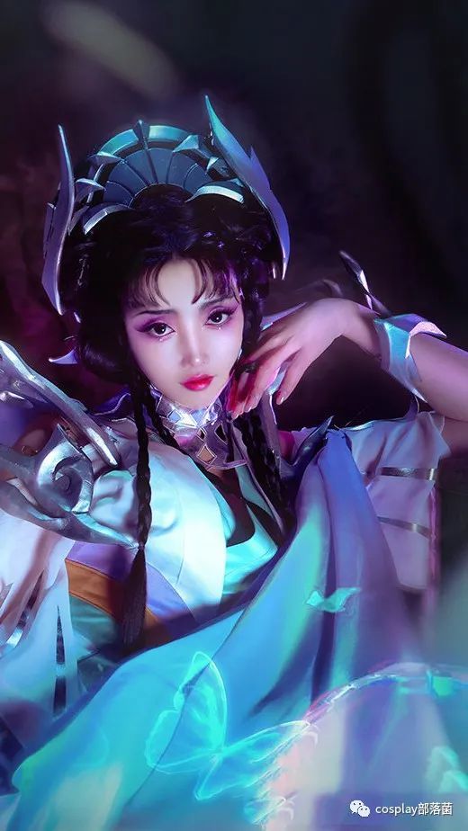 cos:王者荣耀芈月-白晶晶cos正片@走路摇