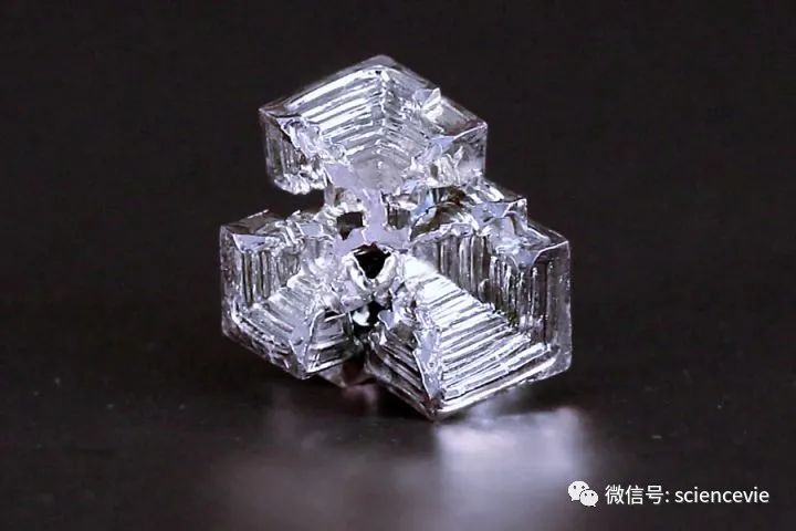 拓扑绝缘体|这种奇特的晶体正在推动量子革命