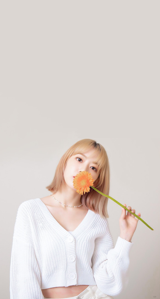 宫脇咲良签约bighit加入公司新女团防弹少年团师妹