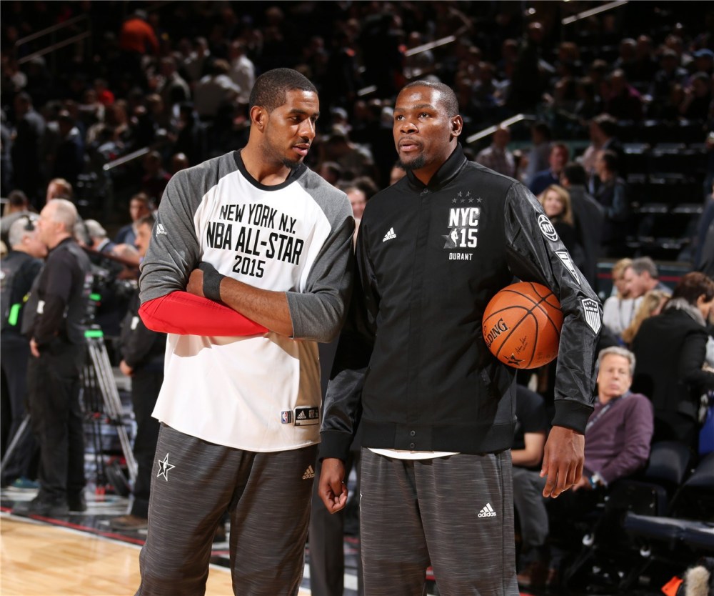 联盟大结局？NBA名记：阿德即将达成买断，篮网或迎来第5巨头