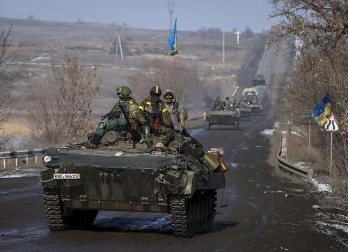 3月11日,乌克兰冲突再升级,内战的同时还不忘警告俄罗斯