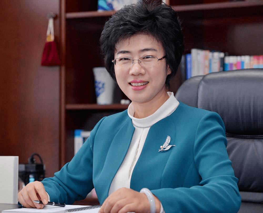 叫"丽"的更多,除了谭丽霞,还有鲁花集团的孙丽芬,道恩集团的韩丽梅