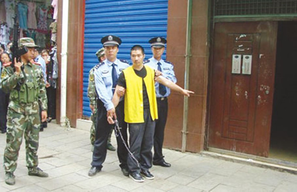 刘某根落网记:为过年抢劫杀人,受害者家庭破碎,警察追凶十九年