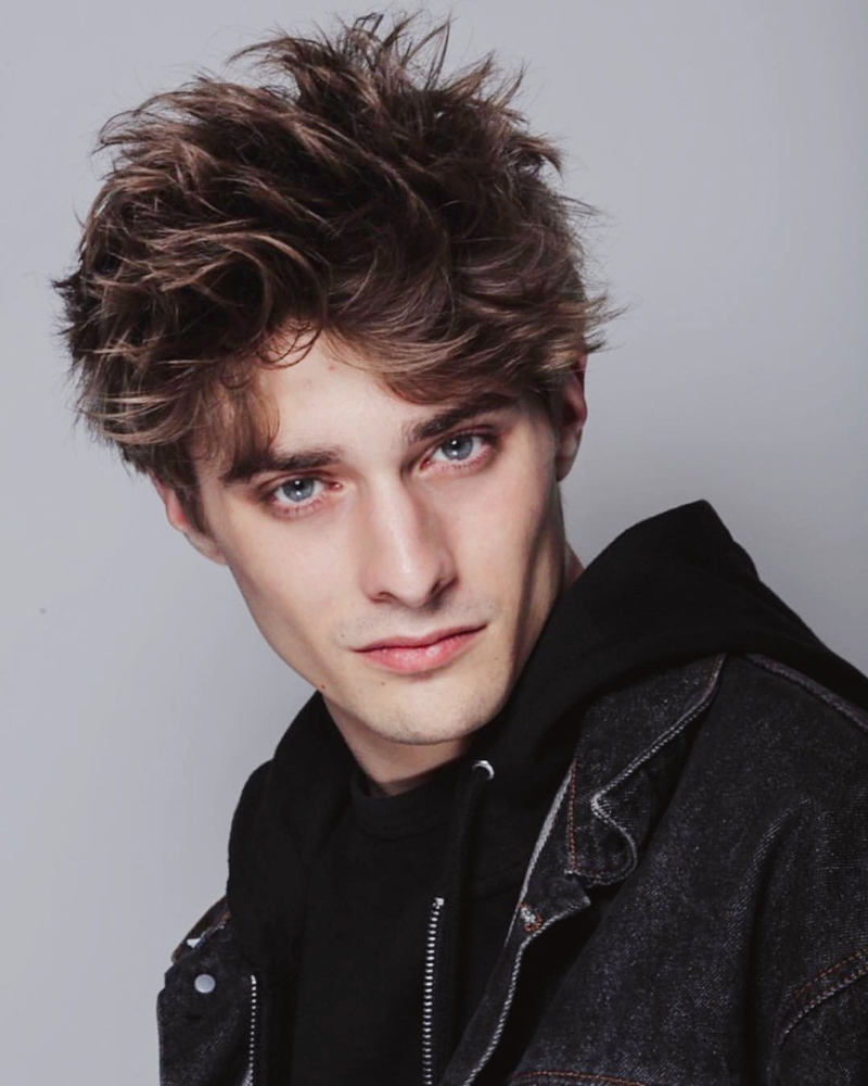 法国英俊男模成最帅伏地魔颜值超绝惊艳火到中国